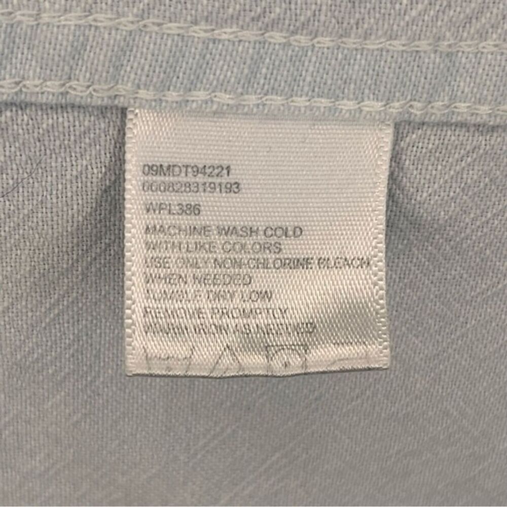 Haggar Light Blue Cotton Button Up Shirt Size Small - Picture 8 of 8